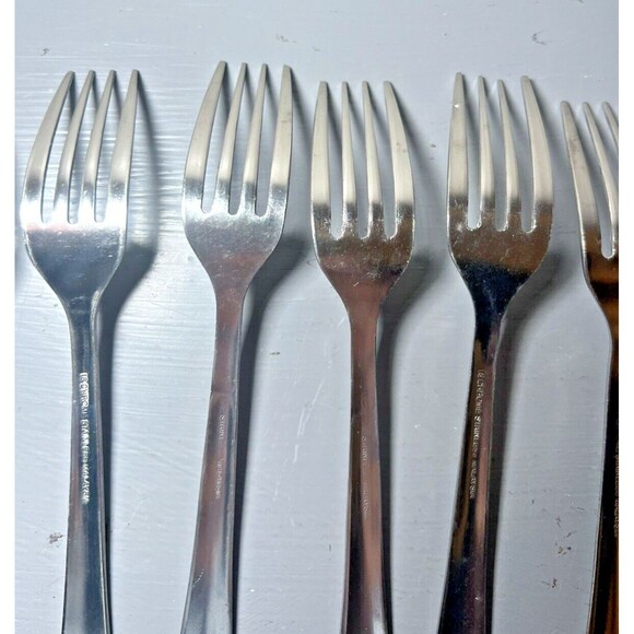 Chrome Stainless Steel Malaysia Flatware Set of 8 Dinner Forks - Picture 12 of 16